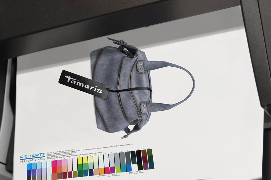 Kunde Tamaris Acceosries: Beispiel aus der Arbeit, Proof eines Bildes einer Tasche