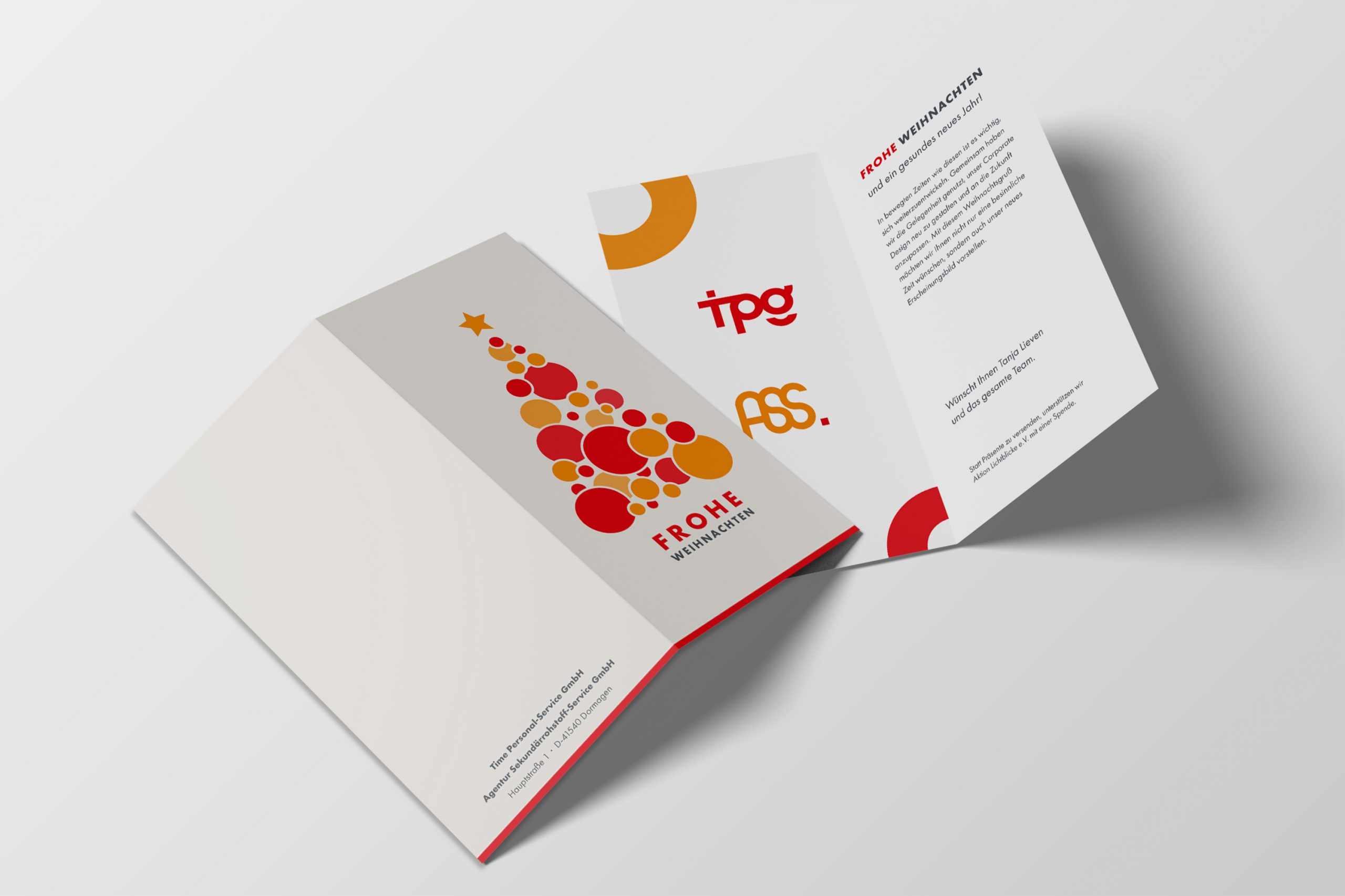 Außenwerbng 18/1-Plakat mit junger Frau die auf den Text zeigt